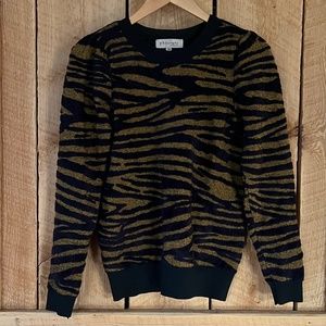 PHILOSOPHY Super Cozy Oversized Tiger Striped Sweater w/ puffed sleeves!